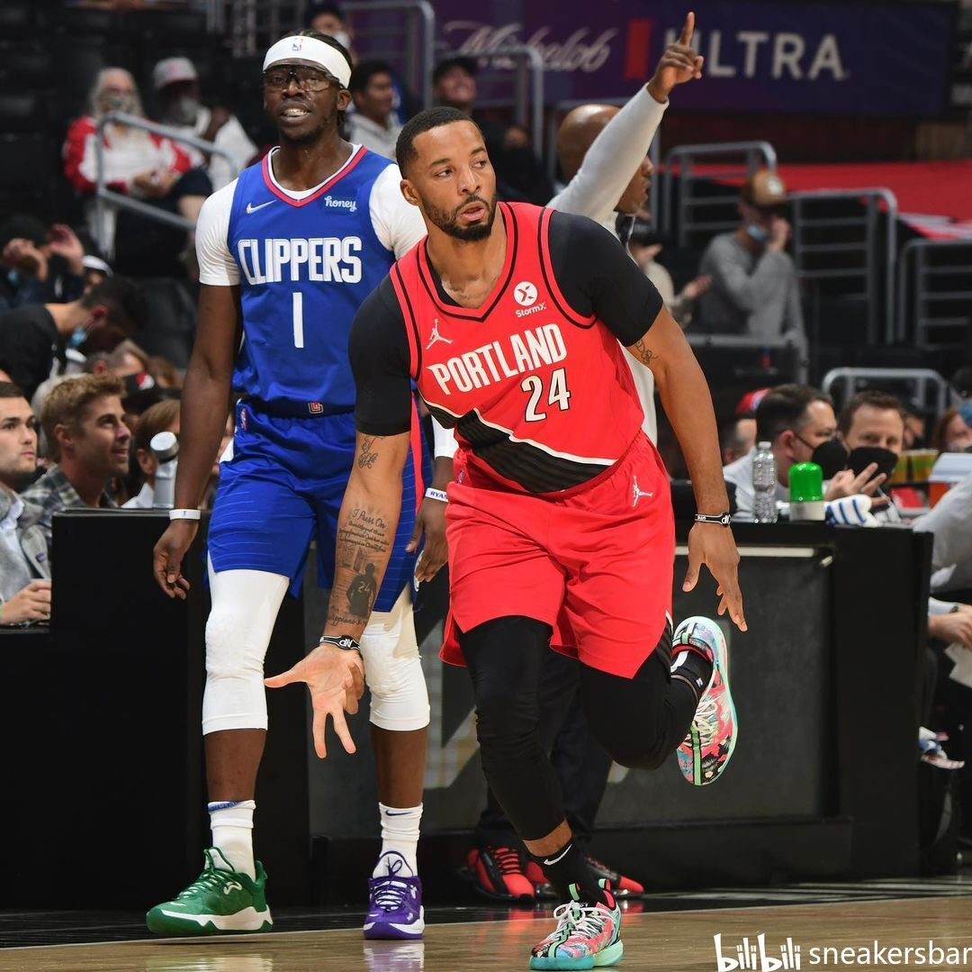 篮球运动作 篮球运动作