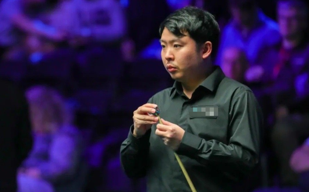 调自己的肘 调自己的肘