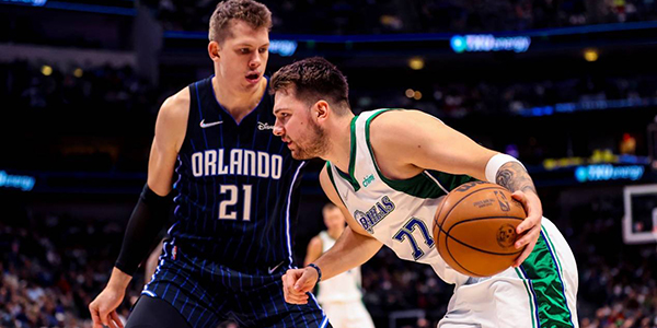 在当今网坛 在当今网坛