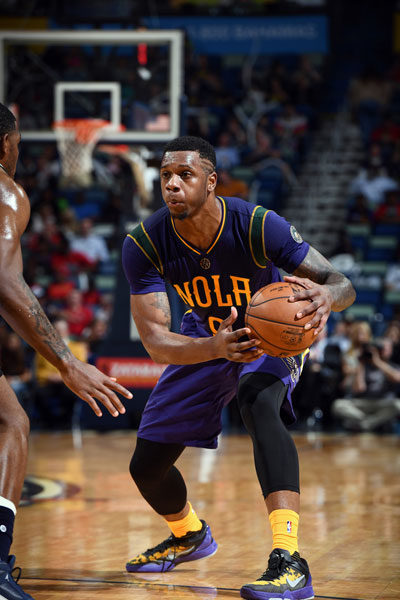 板也极具侵 板也极具侵